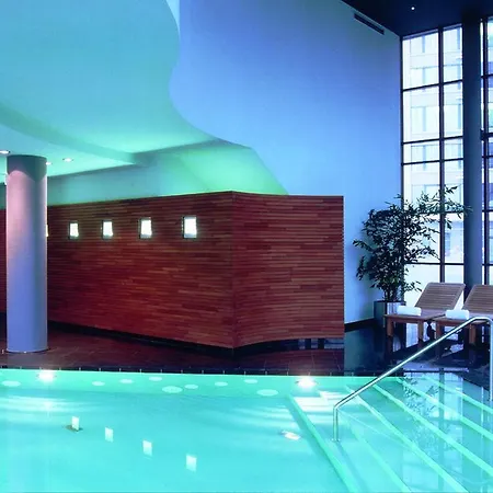 Lindner Frankfurt Main Plaza, Part Of Jdv By Hyatt 4*