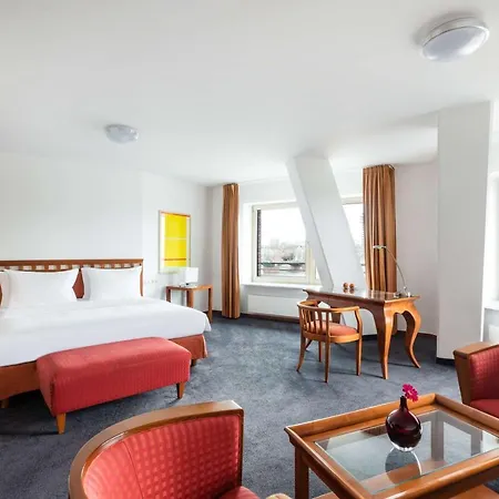 Lindner Frankfurt Main Plaza, Part Of Jdv By Hyatt