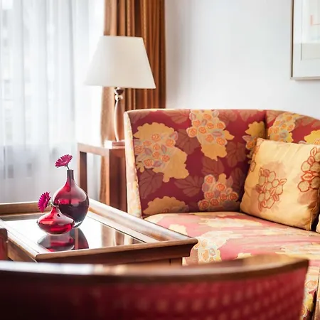 Lindner Frankfurt Main Plaza, Part Of Jdv By Hyatt