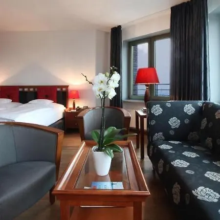 Lindner Frankfurt Main Plaza, Part Of Jdv By Hyatt Hotell