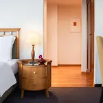 Lindner Frankfurt Main Plaza, Part Of Jdv By Hyatt 4*