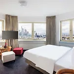 Hotel Lindner Frankfurt Main Plaza, Part Of Jdv By Hyatt 4*