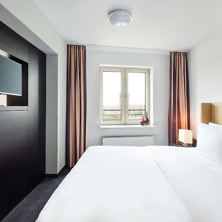 Lindner Frankfurt Main Plaza, Part Of Jdv By Hyatt Hotell