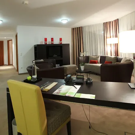 Lindner Frankfurt Main Plaza, Part Of Jdv By Hyatt Hotell