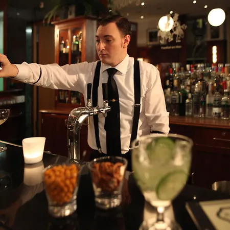 Lindner Frankfurt Main Plaza, Part Of Jdv By Hyatt Hotel 4*