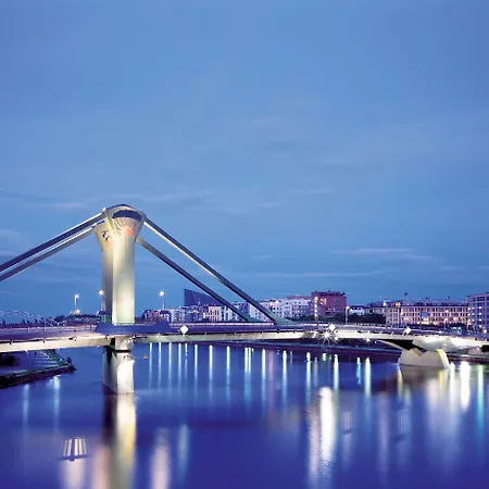Lindner Frankfurt Main Plaza, Part Of Jdv By Hyatt 4*