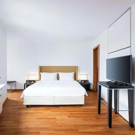 Lindner Frankfurt Main Plaza, Part Of Jdv By Hyatt Hotell