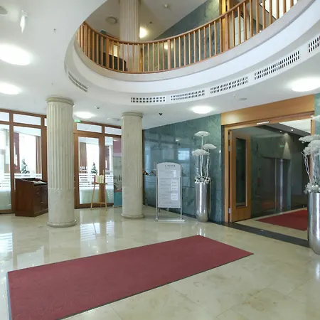 Hotel Lindner Frankfurt Main Plaza, Part Of Jdv By Hyatt Frankfurt am Main