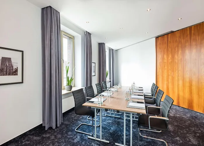 Lindner Frankfurt Main Plaza, Part Of Jdv By Hyatt Francoforte sul Meno