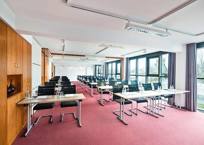 Lindner Frankfurt Main Plaza, Part Of Jdv By Hyatt Φραγκφούρτη