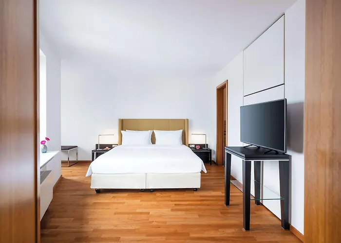 Lindner Frankfurt Main Plaza, Part Of Jdv By Hyatt Hotel