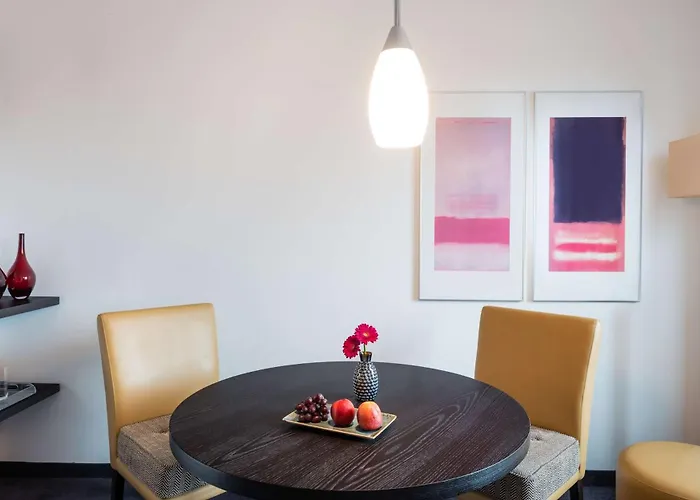 Lindner Frankfurt Main Plaza, Part Of Jdv By Hyatt 4*