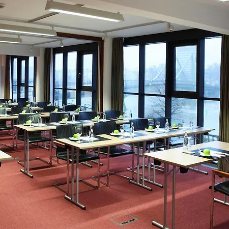 Lindner Frankfurt Main Plaza, Part Of Jdv By Hyatt 4* Francfort-sur-le-Main