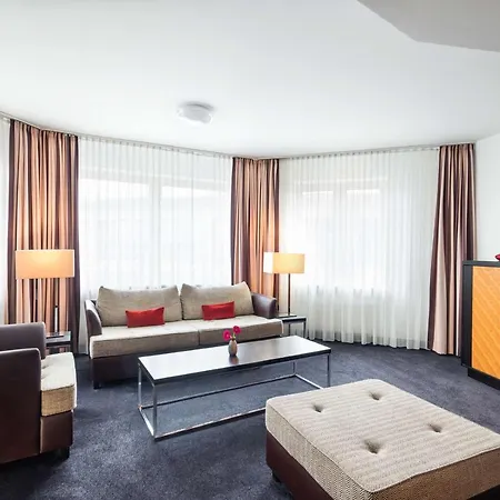 Hotel Lindner Frankfurt Main Plaza, Part Of Jdv By Hyatt 4*