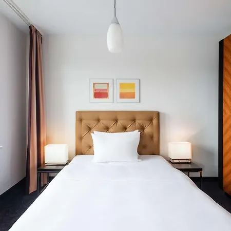 Hotel Lindner Frankfurt Main Plaza, Part Of Jdv By Hyatt 4*