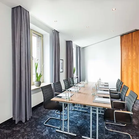 Lindner Frankfurt Main Plaza, Part Of Jdv By Hyatt Hotel 4*