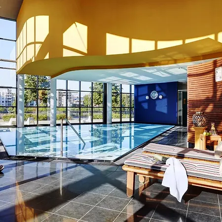 Hotel Lindner Frankfurt Main Plaza, Part Of Jdv By Hyatt Francfort-sur-le-Main