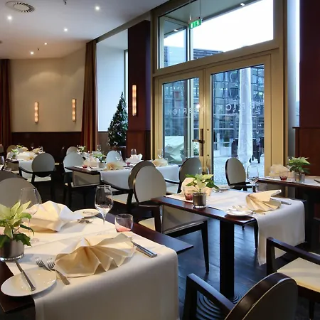 Lindner Frankfurt Main Plaza, Part Of Jdv By Hyatt 4*