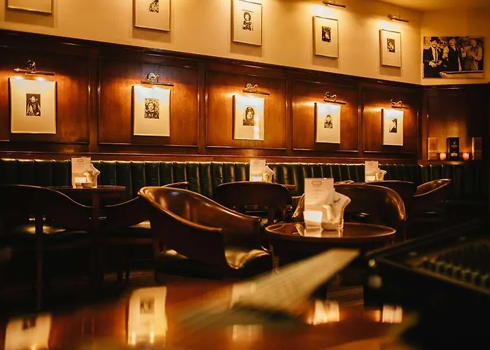 Hotel Lindner Frankfurt Main Plaza, Part Of Jdv By Hyatt