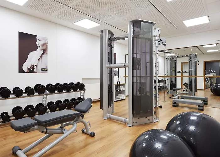 Hotel Lindner Frankfurt Main Plaza, Part Of Jdv By Hyatt